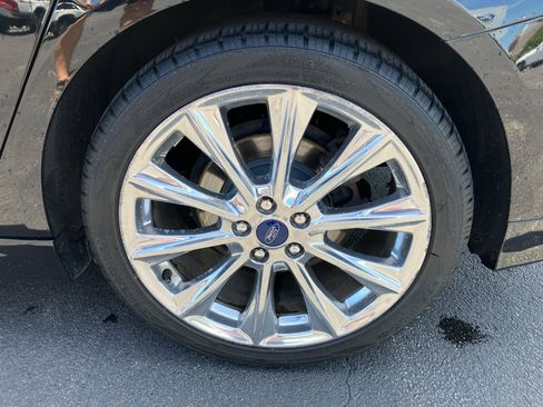 Used 2017 Ford Fusion Platinum FWD image 12