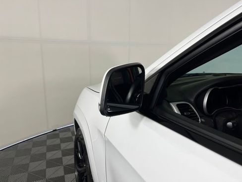 Used 2018 Jeep Grand Cherokee Trackhawk AWD/4WD image 16