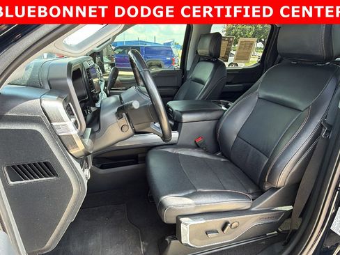 Used 2023 Ford F250 Lariat w/ Lariat Ultimate Package AWD/4WD image 12