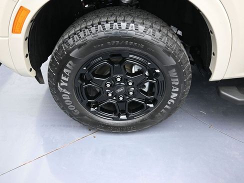 Used 2025 Ford Ranger XLT w/ Equipment Group 301A High image 19