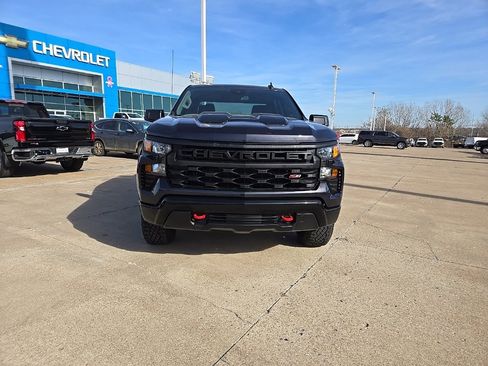 Used 2023 Chevrolet Silverado 1500 Custom Trail Boss image 9