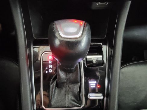 Used 2022 Jeep Compass Latitude AWD/4WD image 17