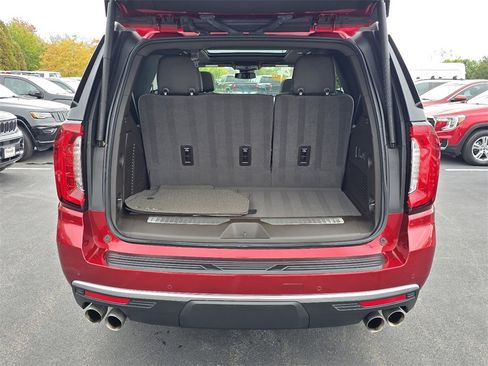 Certified 2024 GMC Yukon Denali image 31