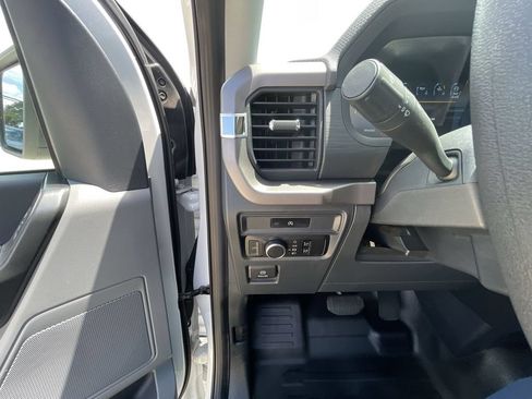 Used 2025 Ford F150 XL RWD image 17