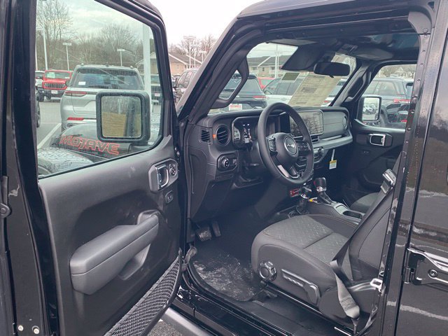 New 2026 Jeep Gladiator Mojave w/ Safety Group AWD/4WD image 14