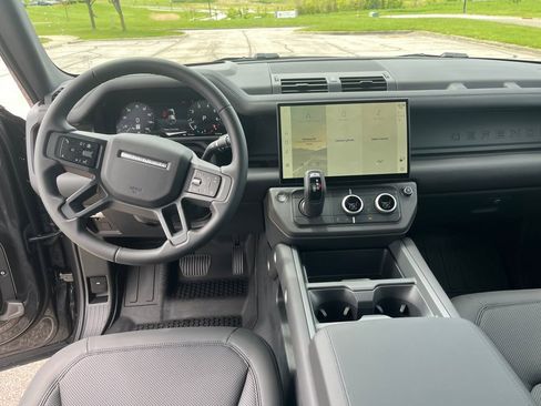 New 2026 Land Rover Defender 110 S AWD/4WD image 12