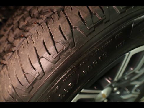 Used 2023 Chevrolet Colorado LT w/ LT Convenience Package III image 11