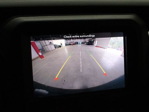 Used 2022 Jeep Wrangler Unlimited Sport image 8