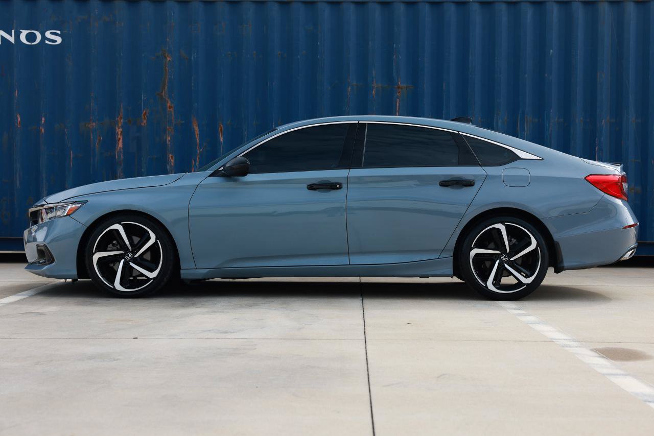Used 2022 Honda Accord Sport image 3