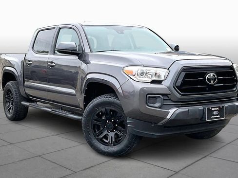 Used 2020 Toyota Tacoma SR w/ SR Convenience Package image 2