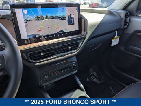 New 2025 Ford Bronco Sport Outer Banks w/ Outer Banks Tech Package+ AWD/4WD image 31