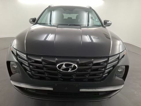 Used 2024 Hyundai Tucson SEL FWD image 2