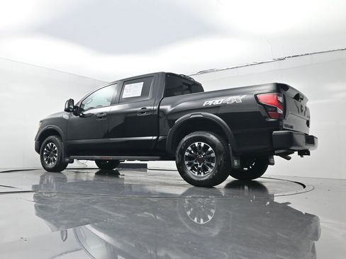 Used 2024 Nissan Titan PRO-4X w/ Pro-4x Convenience Package AWD/4WD image 22