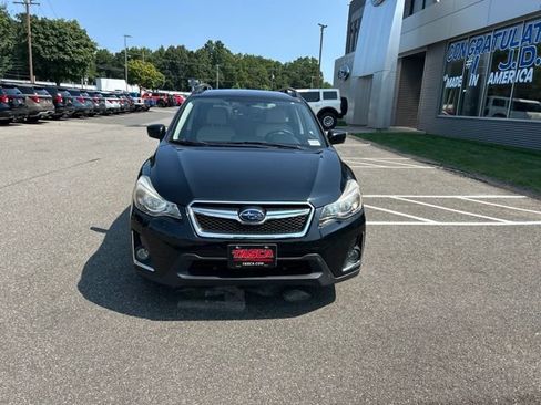 Used 2016 Subaru Crosstrek 2.0i Premium AWD/4WD image 2