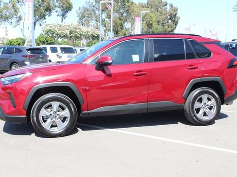 Certified 2023 Toyota RAV4 XLE FWD image 6