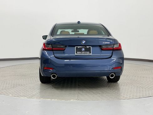 Certified 2025 BMW 330i Sedan RWD image 10