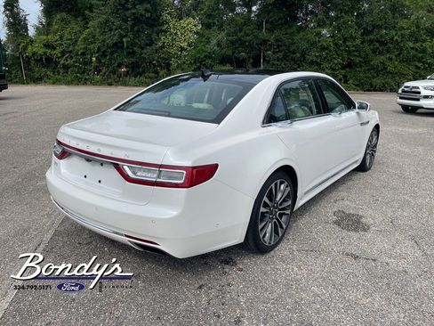 Used 2018 Lincoln Continental Reserve AWD/4WD image 15