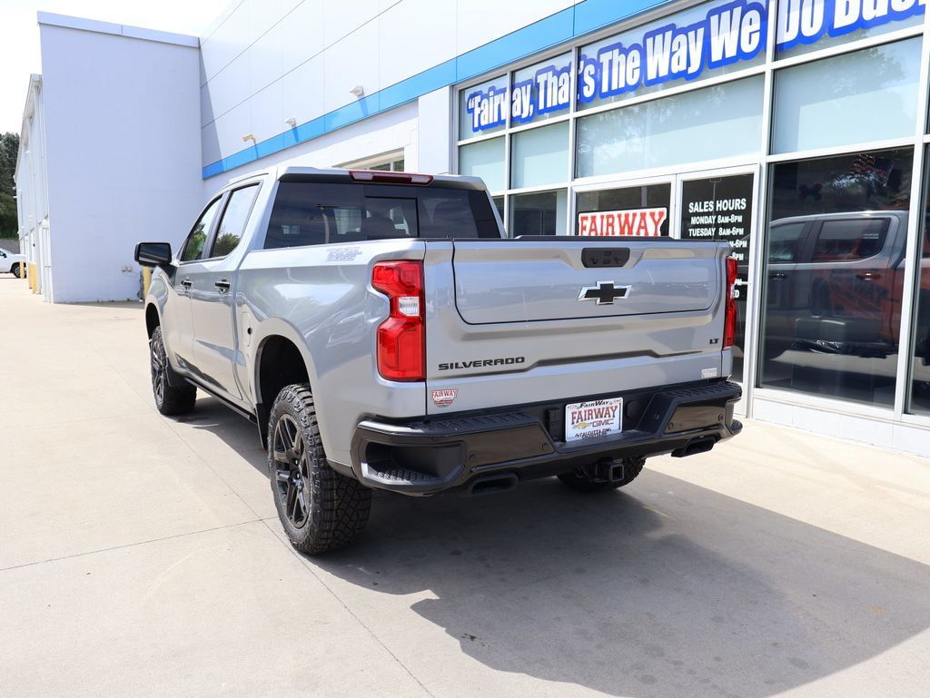 New 2026 Chevrolet Silverado 1500 LT Trail Boss w/ LT Trail Boss Premium Package AWD/4WD image 9