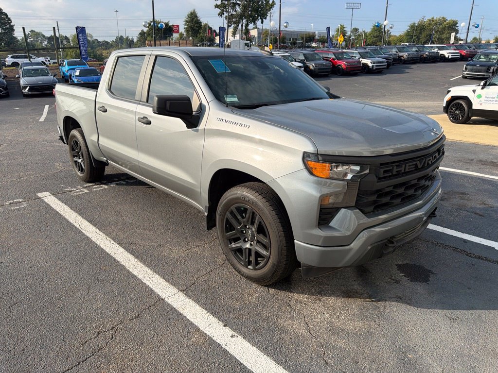 Used 2024 Chevrolet Silverado 1500 Custom RWD image 6