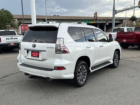 Used 2022 Lexus GX 460 Luxury w/ Off Road Package AWD/4WD image 7