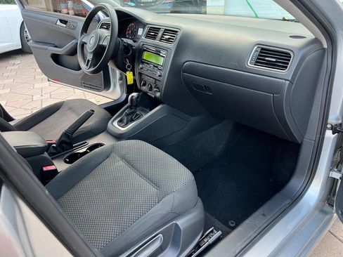 Used 2014 Volkswagen Jetta S image 21