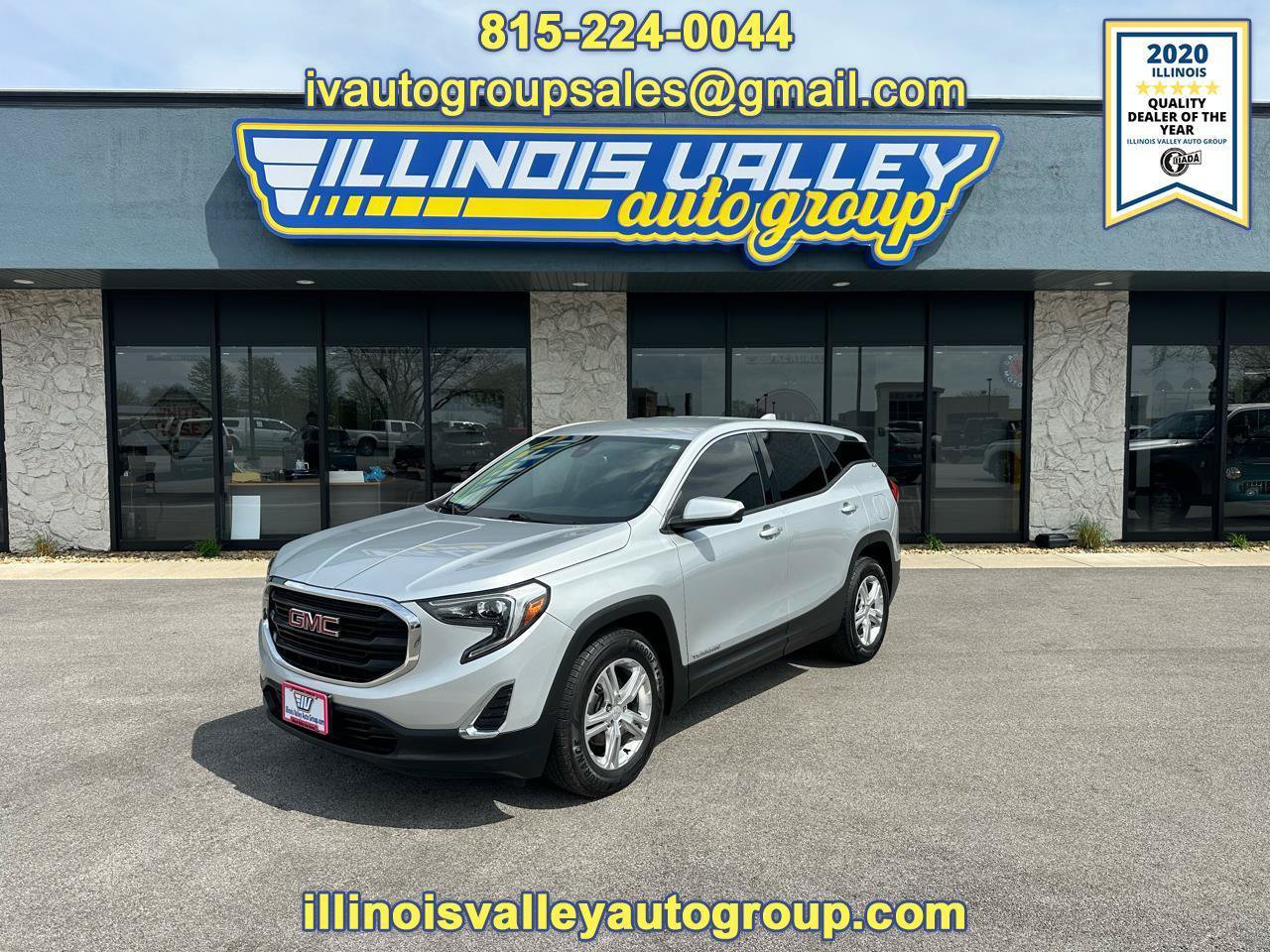 Used 2020 GMC Terrain SLE FWD image 1