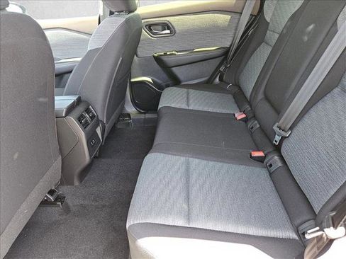 Certified 2023 Nissan Rogue SV FWD image 14