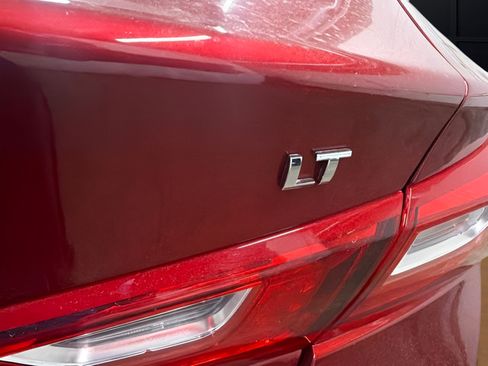 Used 2025 Chevrolet Malibu LT FWD image 9