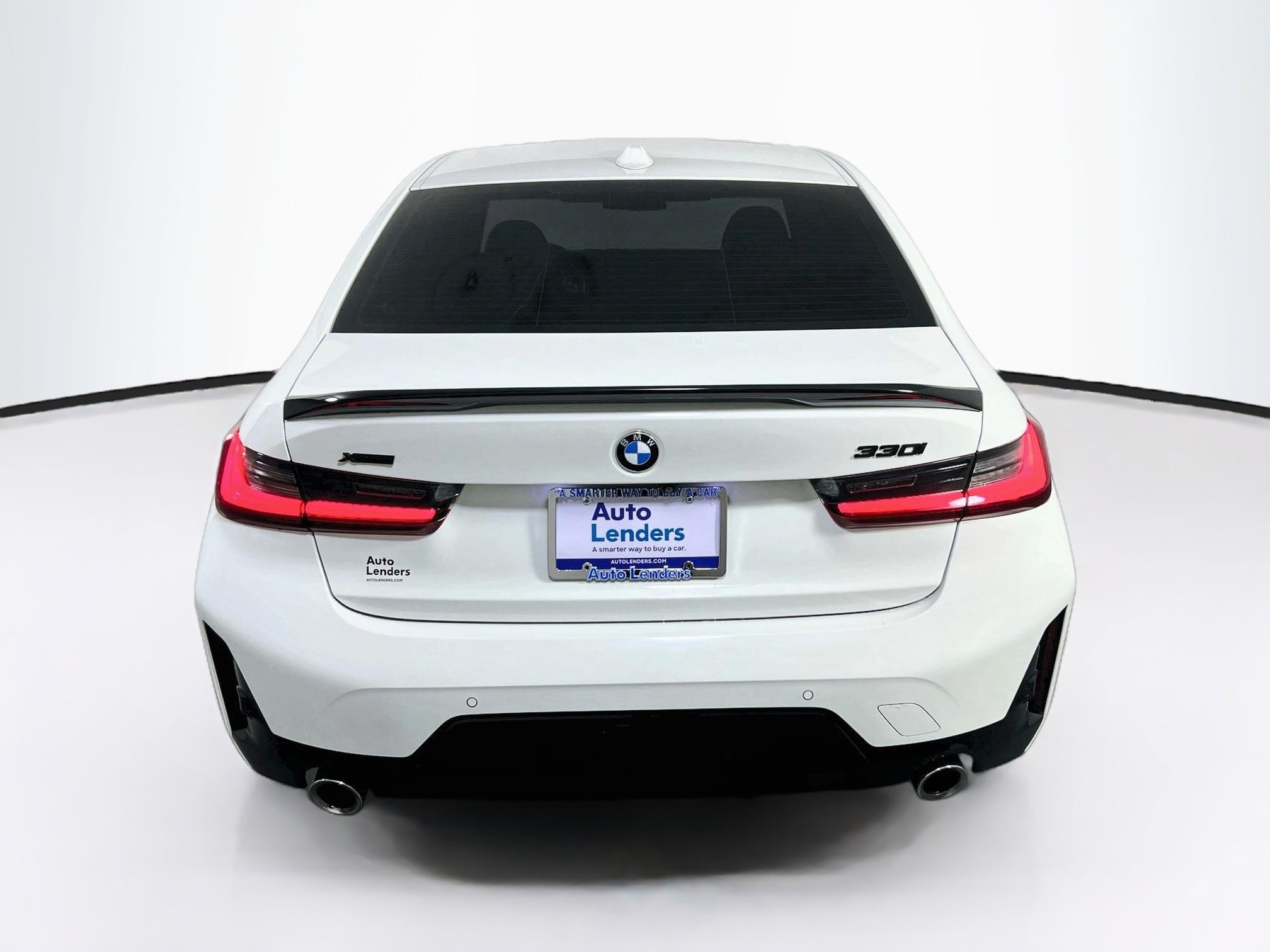 Used 2023 BMW 330i xDrive Sedan w/ M Sport Package AWD/4WD image 6