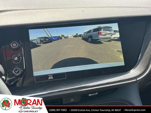 Certified 2022 Buick Envision Preferred FWD image 24