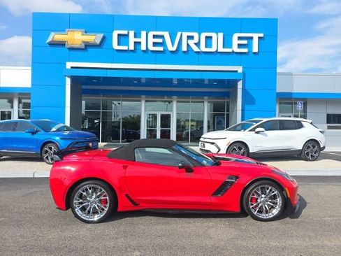 Used 2016 Chevrolet Corvette Z06 w/ 3LZ Preferred Equipment Group RWD image 7