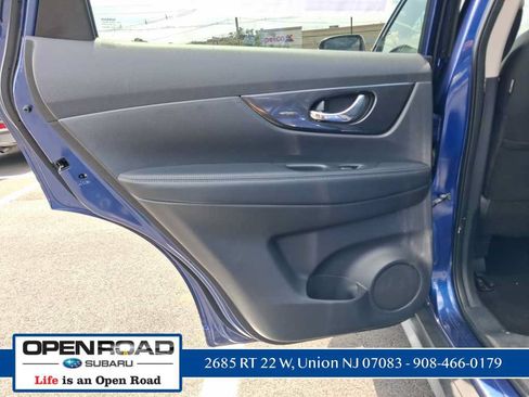 Used 2017 Nissan Rogue S w/ Appearance Package AWD/4WD image 49