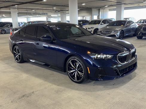 Certified 2024 BMW 530i 530i w/ Executive Package image 1