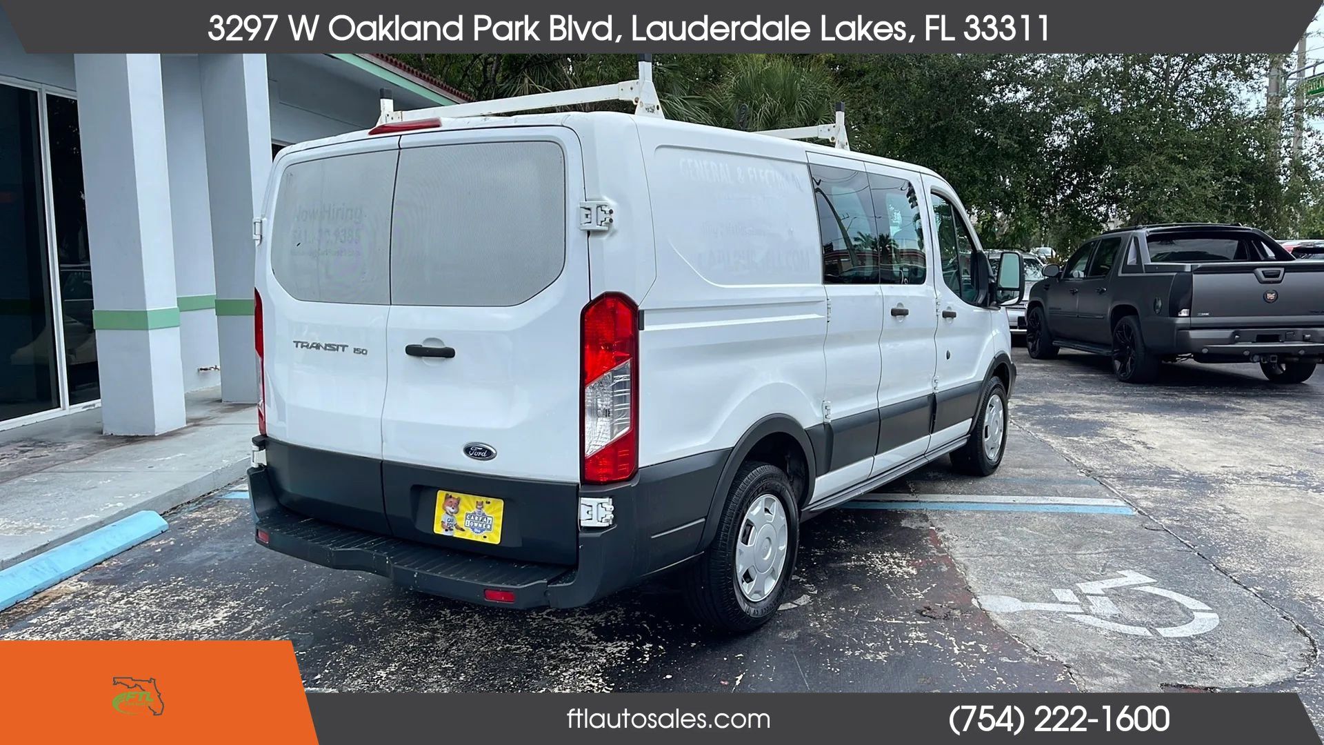 Used 2015 Ford Transit 150 130 Low Roof w/ Exterior Upgrade Package RWD image 9