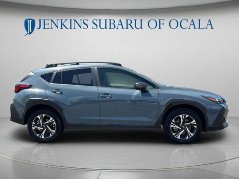 Used 2024 Subaru Crosstrek 2.0i Premium AWD/4WD image 2