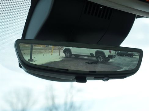 Used 2024 GMC Yukon XL Denali w/ Advanced Technology Package image 35