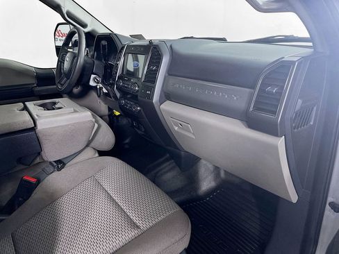 Used 2022 Ford F250 XLT w/ XLT Value Package image 31