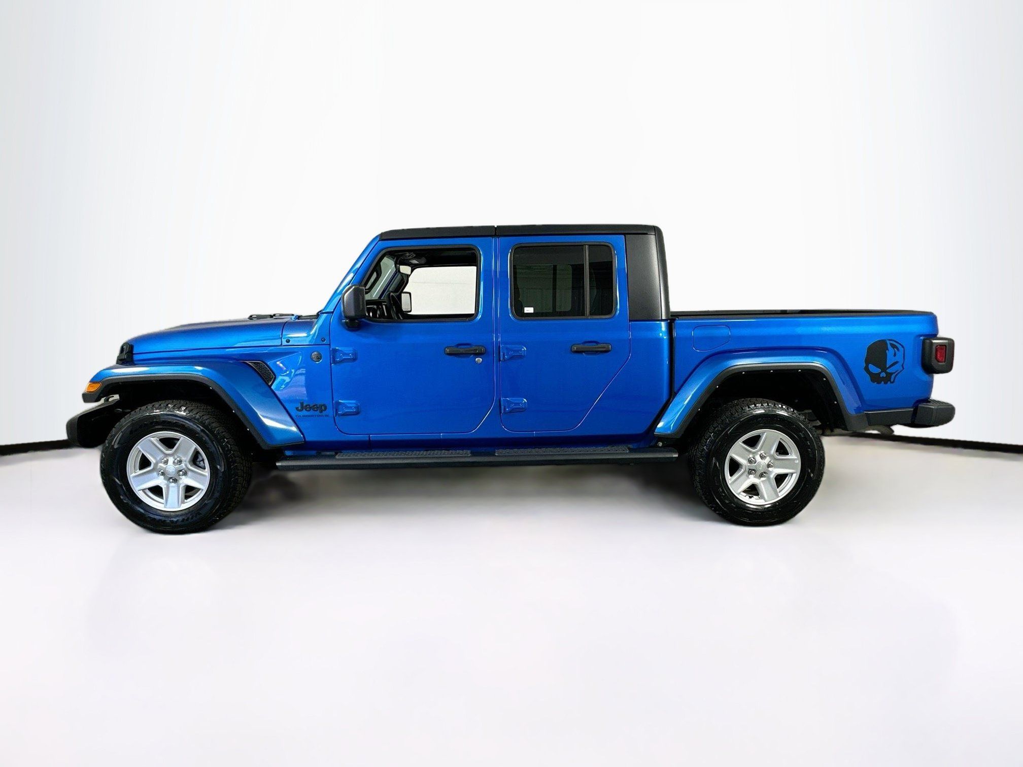 Used 2023 Jeep Gladiator Sport AWD/4WD image 8