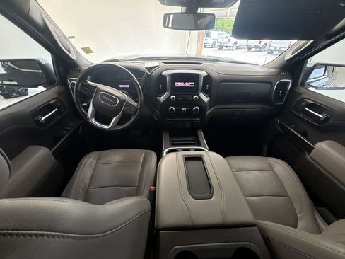 Used 2019 GMC Sierra 1500 SLT RWD image 21