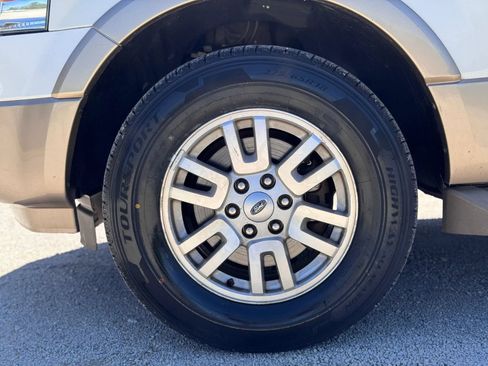 Used 2011 Ford Expedition XLT w/ 201A Rapid Spec Order Code RWD image 10