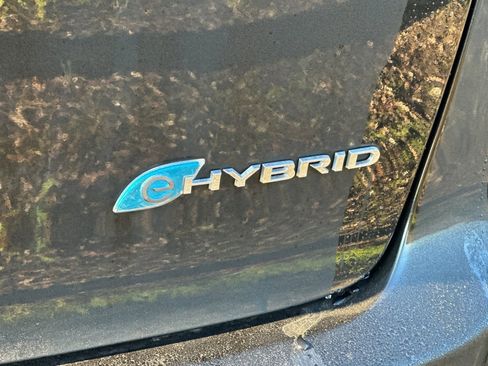 Used 2018 Chrysler Pacifica Limited w/ Advanced Safetytec Group image 6