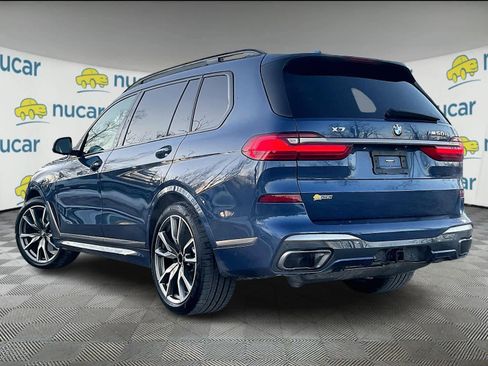 Used 2021 BMW X7 M50i image 7