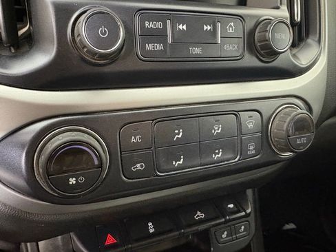 Used 2018 Chevrolet Colorado LT w/ Luxury Package, Chrome image 33