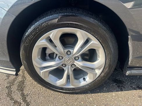 Used 2023 Honda Accord LX image 11