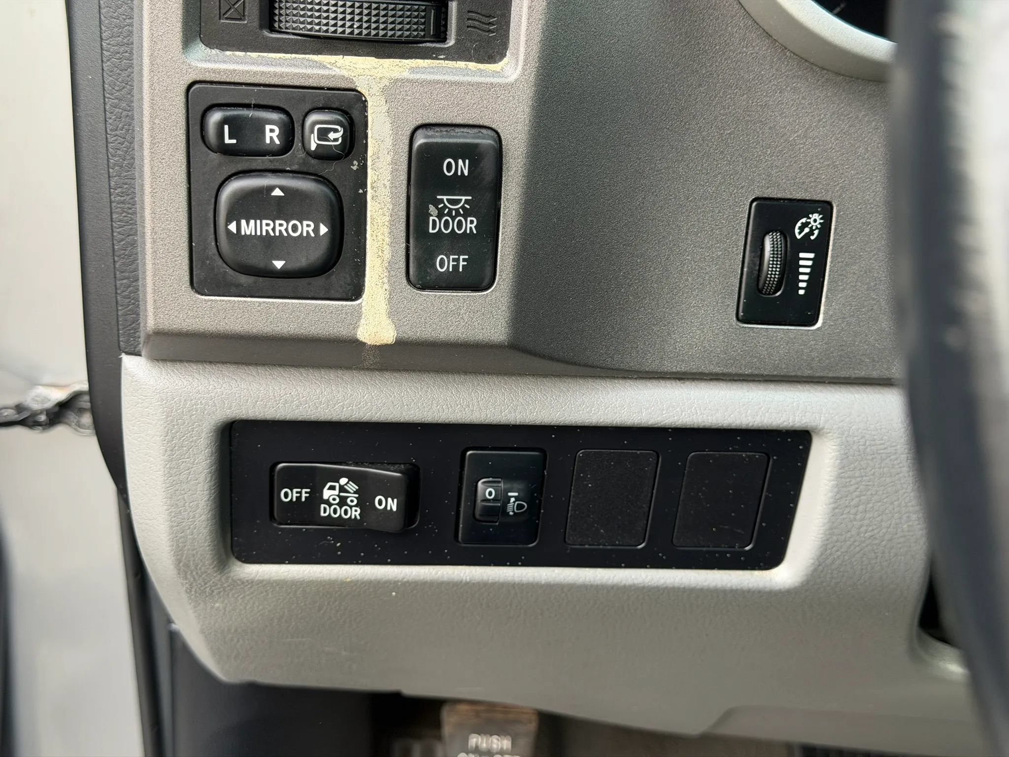 Used 2010 Toyota Tundra Limited RWD image 41