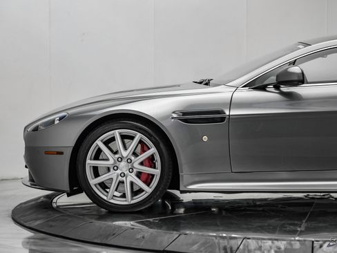 Used 2014 Aston Martin V8 Vantage S RWD image 10