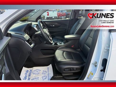 Used 2024 GMC Terrain SLT image 14