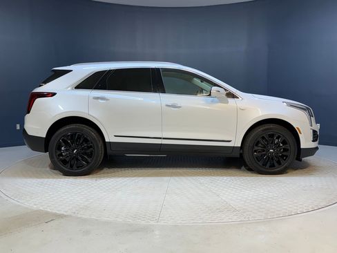 New 2026 Cadillac XT5 Premium Luxury w/ LPO, ONYX Package image 8