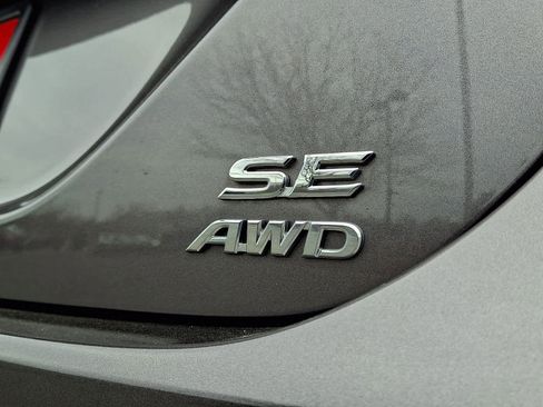 Certified 2022 Toyota Camry SE AWD/4WD image 30