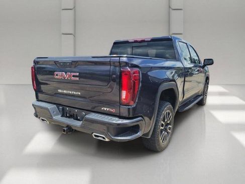 Used 2024 GMC Sierra 1500 AT4 w/ Technology Package AWD/4WD image 4